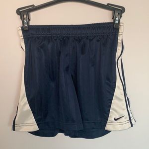 Nike  sports shorts kids size 10/12